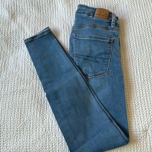 stretchy skinny jeans